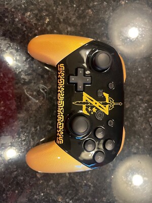 Nintendo Switch Pro Controller - Custom The Legend of Zelda Breath of the Wild