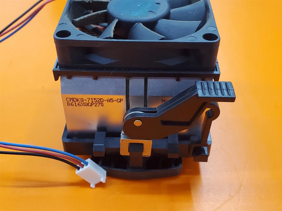 ⭐️⭐️⭐️⭐️⭐️ Desktop Cooling Fan/Heatsink CMDK8-7I52D-A5-GP - Image 4 of 4