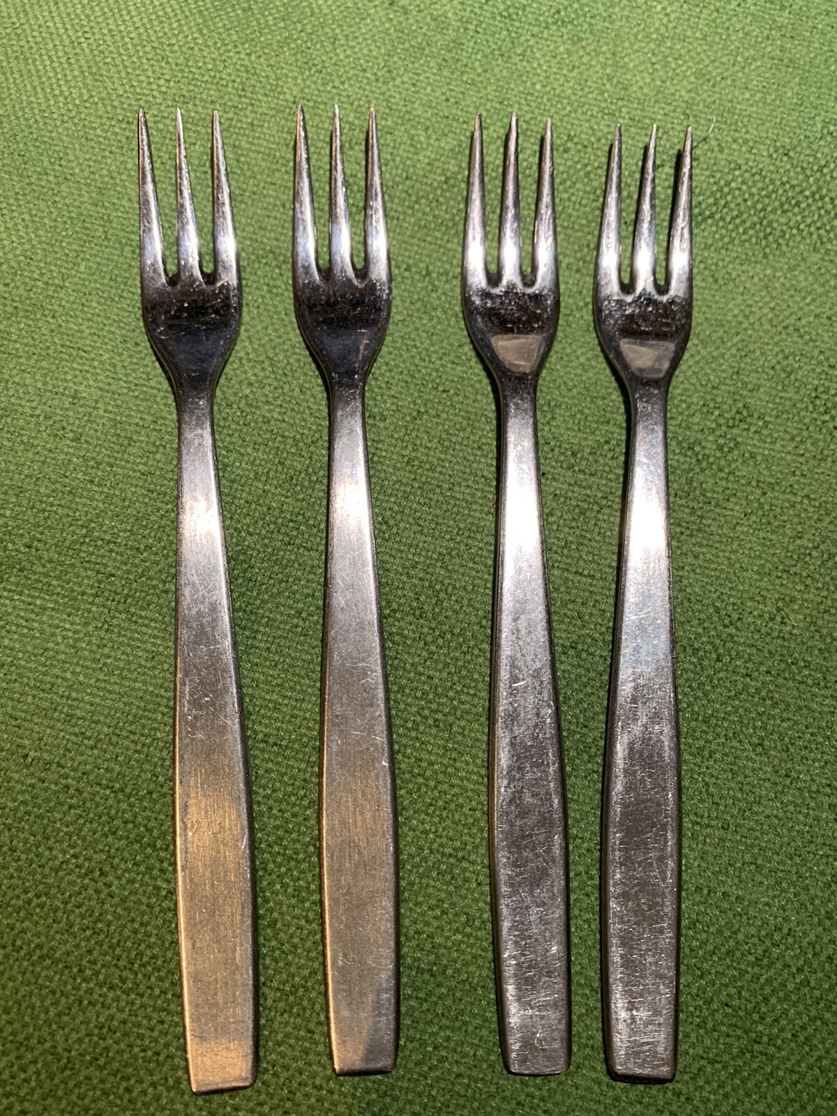 Vintage Viners Chelsea Stainless Steel Dinner Knives And Forks x 4 eBay