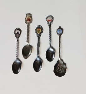 Lot of 5 Vintage Souvenir Spoons 2 Canadian, Jerusalem, Air Force Acd., Bahamas