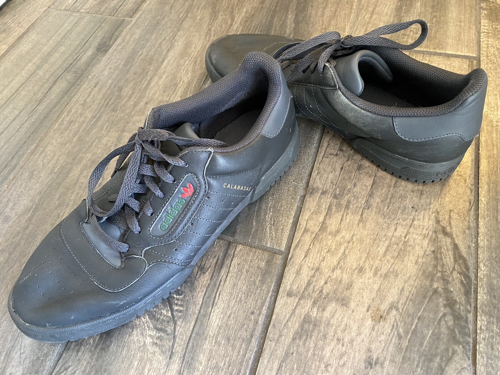 calabasas adidas black