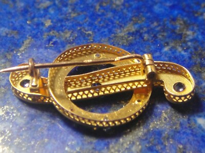 Broche Ancienne En Or 18 Carats (2,50 G) Avec Petit Saphir Central - Occasion