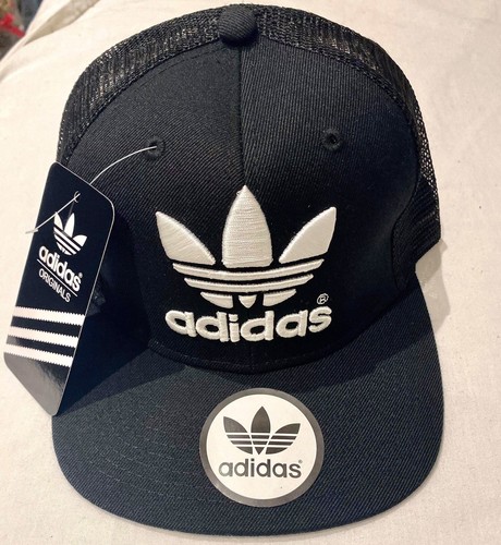 Unisex black Adidas SNAPBACK Mash cap 