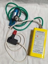 PneuPAC Volumetric Transport Ventilator Resuscitator Model 2 And Hoses