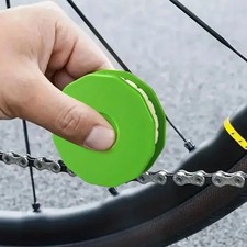 1PCS Bicycle Chain Lubricator Bike Oil Roller Cleaning Maintenance Tool Portable