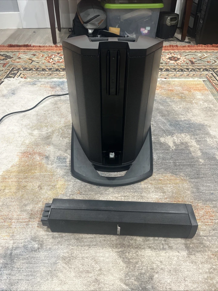 Bose L1 Compact Portable Line Array System Speaker - Image 3 of 4