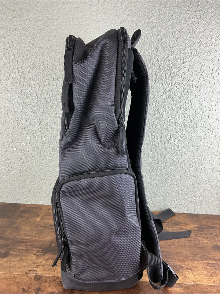 Manfrotto Italian Metropolitan Padded Photography Camera Laptop Travel Backpack - Image 4 of 4