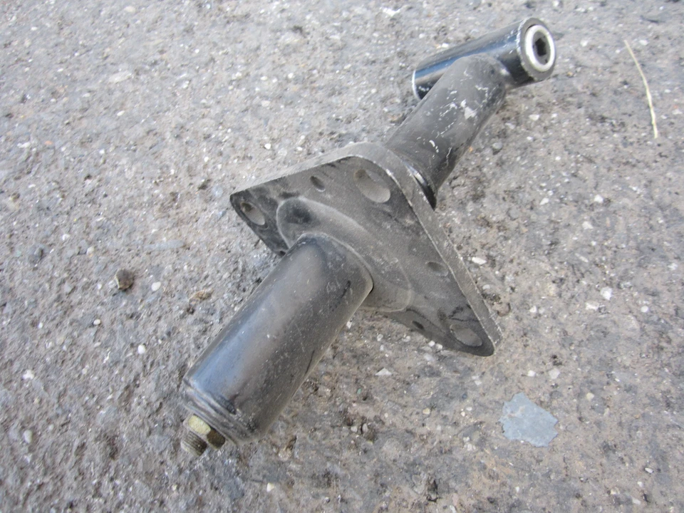 nn710130 Audi A4 1996 1997 1999 2000 2001 передний бампер LH ударопоглощающая штанга - Изображение 2 из 3