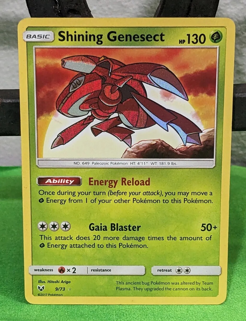 Shining Genesect - Pokémon Card 9/73 Shining Legends Ultra Rare Holo Full Art