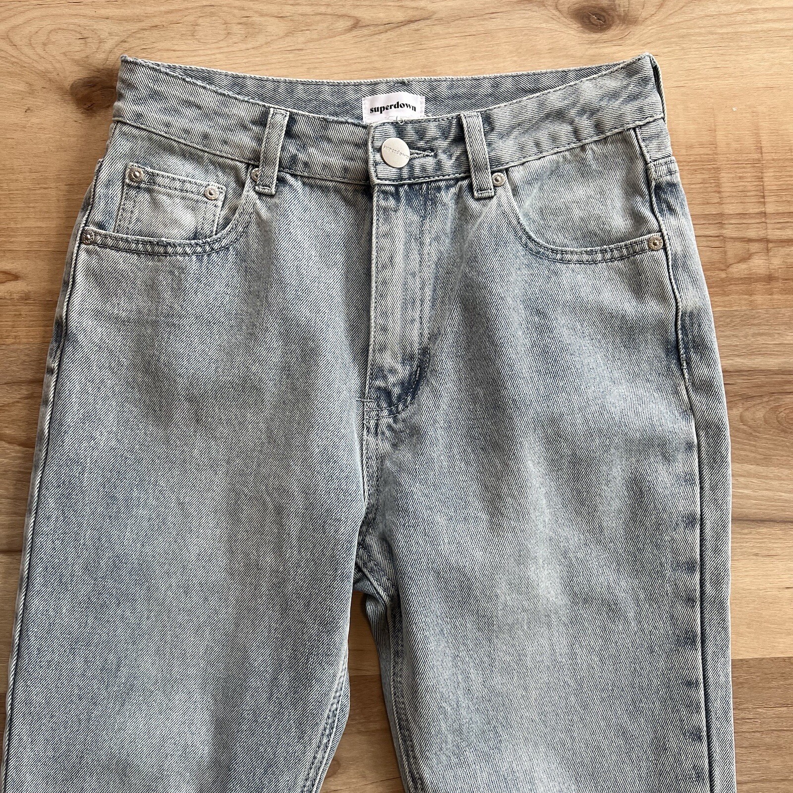 REVOLVE Superdown Bailee Butt Split Jean Light Wa… - image 5