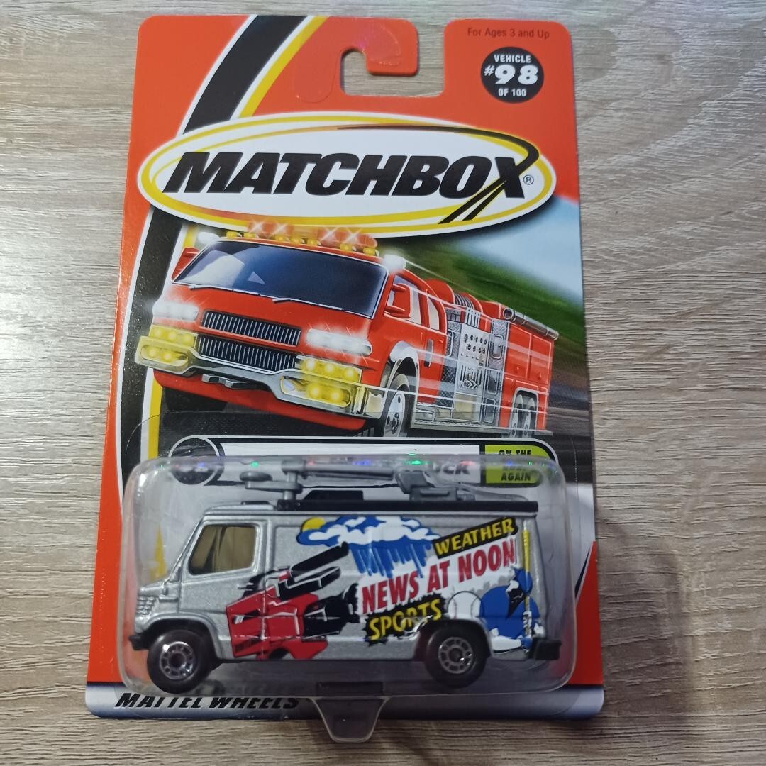 Matchbox 1/64 Diecast #98/100 News At Noon Tv News Van US Shipping Only