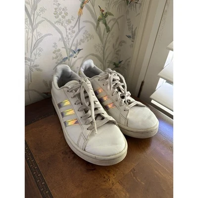 Size 7 - Adidas Grand Court 2.0 White Irredecent W - Image 1 of 4