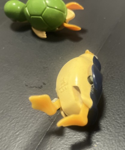 Vintage 1977 TOMY Singapore Wind-Up Swimming Turtle And Penguin Bath Toys - Picture 12 of 12