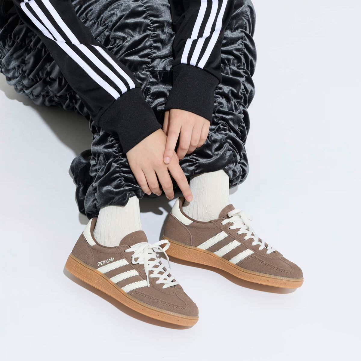 Adidas Originals HANDBALL SPEZIAL Earth Strata IF6490 Women shoes
