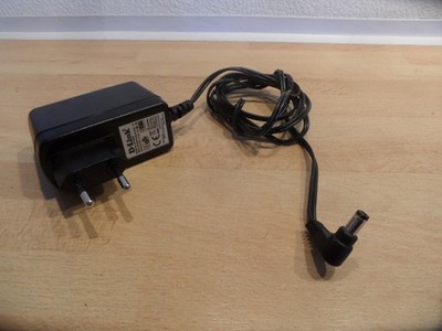 D-Link Adapter Netzteil Netzgerät Model No. CF1505-E  5V  - 2,5A    n236