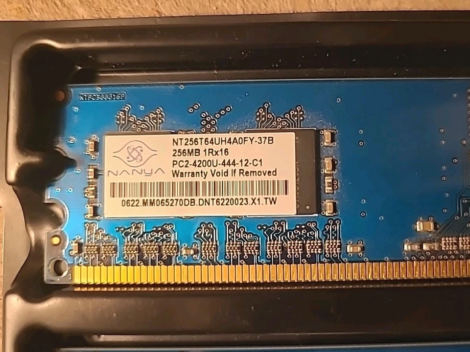 2 NANYA (NT256T64UH4AQFY-37B) (PC2-4200U-444-12-C1) 256MB 1Rx16 Memory RAM - Image 3 of 3