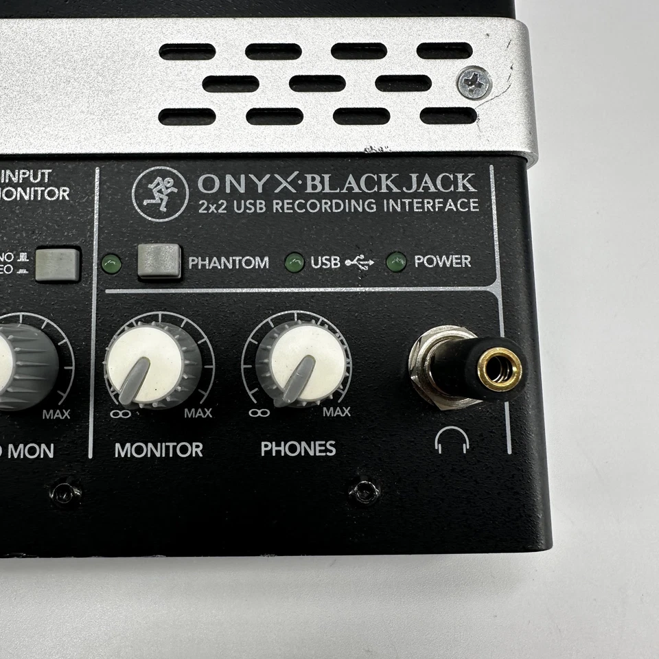 Mackie Onyx Blackjack 2x2 USB Recording Interface Audio Mixer Desktop Studio - Image 3 of 4