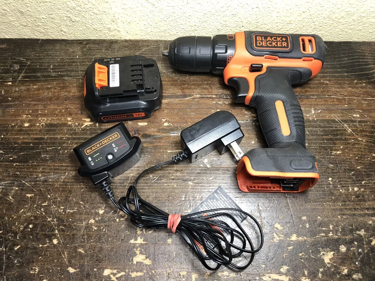 Black & Decker BDCDD12 10mm Cordless Drill w/Battery, Charger  (TESTED/WORKS)