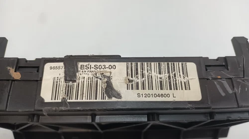 S120104600L Caja Reles/Fusibles para PEUGEOT 407 ST Confort 2005 4046031 - Imagen 2 de 24