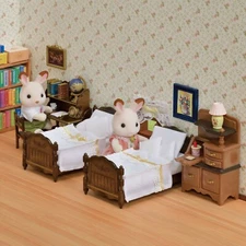 Sylvanian Families Calico Critters Classic Brown Bed and Chest Set