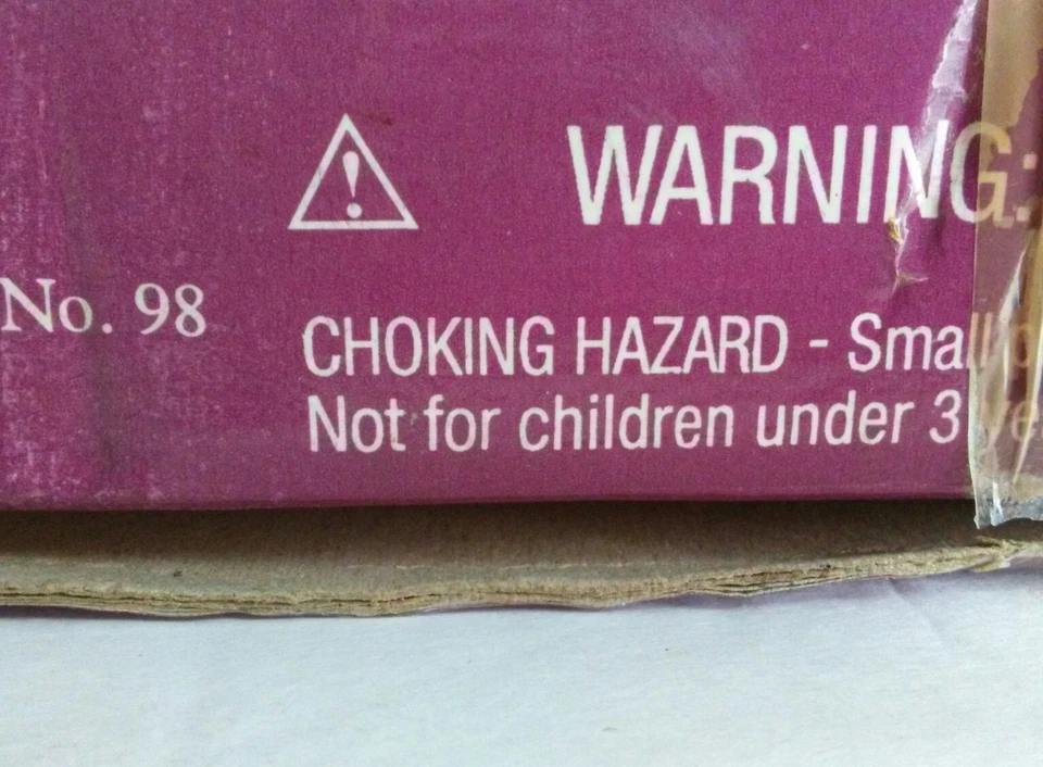 Vtg 1993 Cardinal Premiere Edition Solid Wood Family 5 Game Ctr 3/5 Instructions - Image 4 of 4