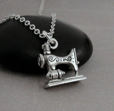 Collar de plata para máquina de coser - Dije de costura - Dije de costurera - Regalo de costura