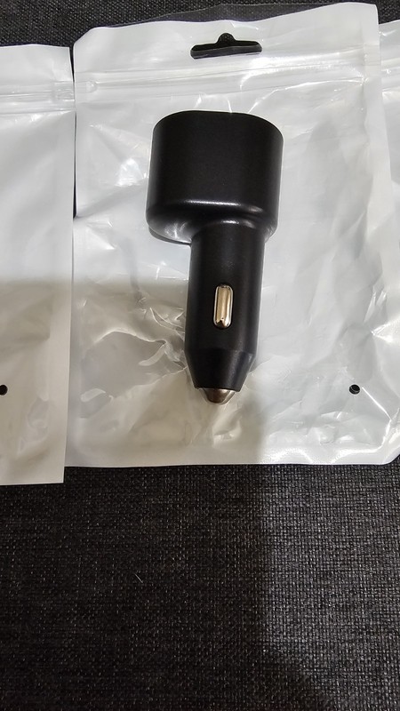 Samsung Car Adaptor For Cigarette Lighter USB& C USB  3 Items 