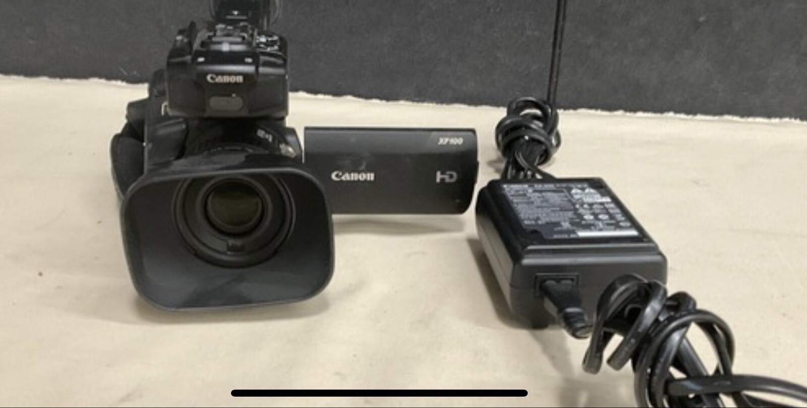 Canon XF100A Camcorder Original Battery, Wall Charger & CF Card Great