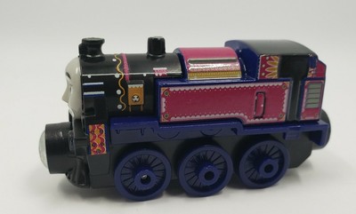 pink thomas train