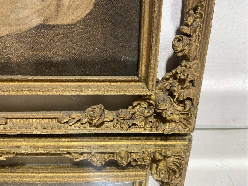 VTG. Picture frame Early 20th C. Fits 13x16 Gold Ornate Solid Wood Gesso - Image 4 of 4