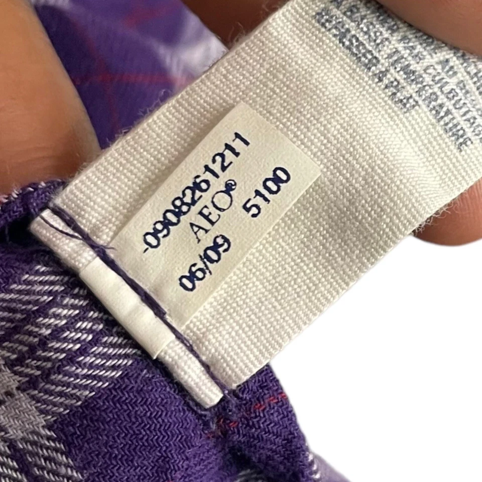 Blusa popover feminina American Eagle Outfitters roxa tamanho 4 xadrez manga longa - Imagem 4 de 4