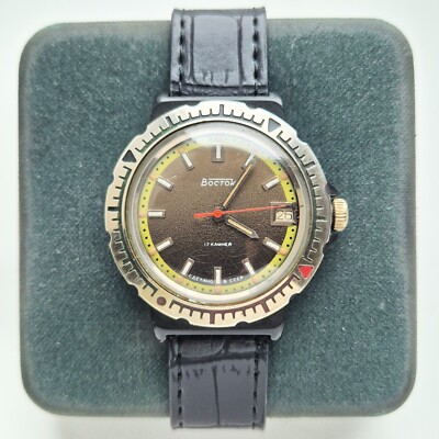 Vintage Vostok 2414A Amphibia Soviet wrists watch man Russian komandirskie