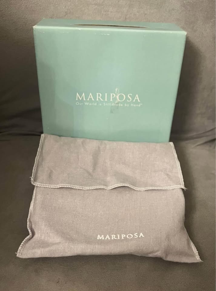 Mariposa Sand Dollar 6 inch Trinket Tray or Serving Plate New in Box