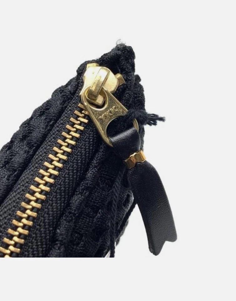 Mini billetera Comme Des Garcons Sa3100 pies en forma de L con cremallera bolsa tortuga grasa negra  Foto 3 de 4