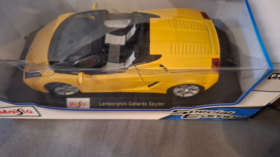 Maisto Special Edition 1:18 Lamborghini Gallardo Spyder.New in Box. - Image 2 of 4