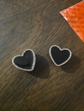 Black Heart Goldtone Crocs Shoecharms