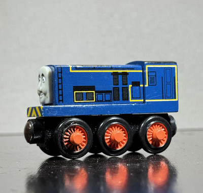 Thomas & Friends Wooden Railway Sidney Train Engine Learning Curve GUC