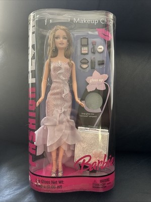 2005 NIB Mattel Fashion Fever Makeup Chic Barbie W/pink Dress