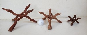 3 VINTAGE HAND CARVED WOOD FOLDING BOWL SCULPTURE TRIPODS, CROCODILE INDIA