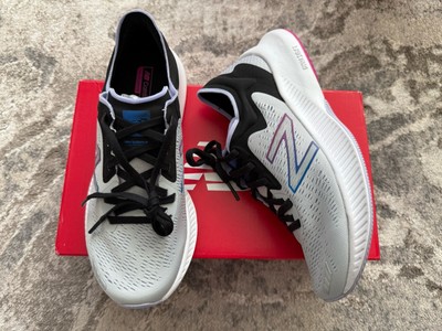 New Balance Women's Dynasoft Pesu V1 Running Shoe, 6US - 36.5EUR