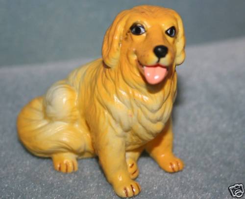 New-Ray Rubber Dog Figure GOLDEN RETRIEVER - Picture 1 of 1