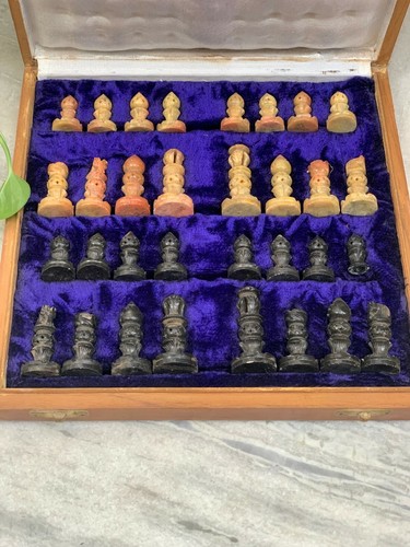 Juego de tableros de ajedrez de madera y piedra tallados a mano caja de juego portátil piezas de ajedrez de granito - Imagen 5 de 9