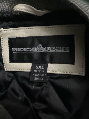 Rocawear Men’s Varsity Jacket 5XL Gray/ Green off Cream. (69) - Picture 10 of 15