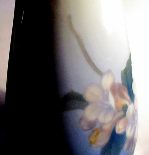 FINE VINTAGE 1948 BING & GRONDAHL PORCELAIN JASMINE VASE - Picture 2 of 6