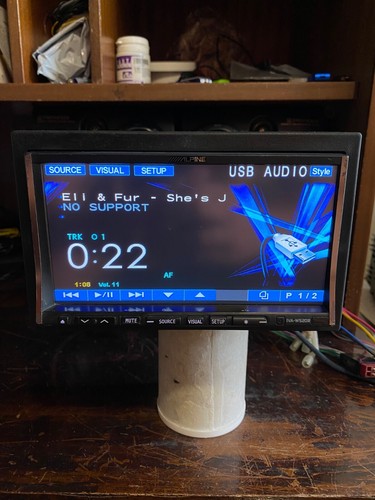Alpine IVA-W520R - Topmodell Oldschool 2 DIN Autoradio Radio USB CD DVD Player