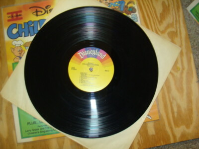 VINYL RECORD DISNEYLAND WALT DISNEY'S CHILDREN'S FAVORITES VOLUME