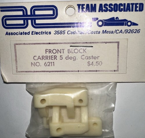 Team Associated Front Block Carrier 5 Degrees Caster #6211 New Vintage RC Car - Picture 1 of 5