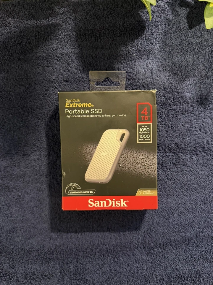 Nuevo SanDisk Extreme Portátil SSD 4TB USB-C SSD SDSSDE51-4T00-AW25 Foto 2 de 2