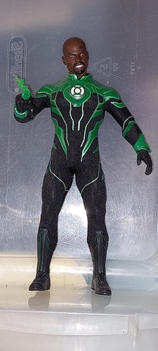 Mezco One 12 DC Comics The Green Lantern Actionfigur lose