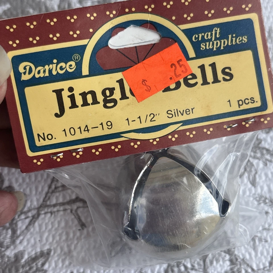 "Lote de 50 campanas Darice Jingle 1-1/4"" plata adornos artesanales de Navidad vacaciones" Foto 2 de 3